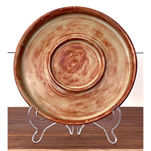 Vintage Large Round Handmade Ceramic Casserole Dish - Picture 3 of 10